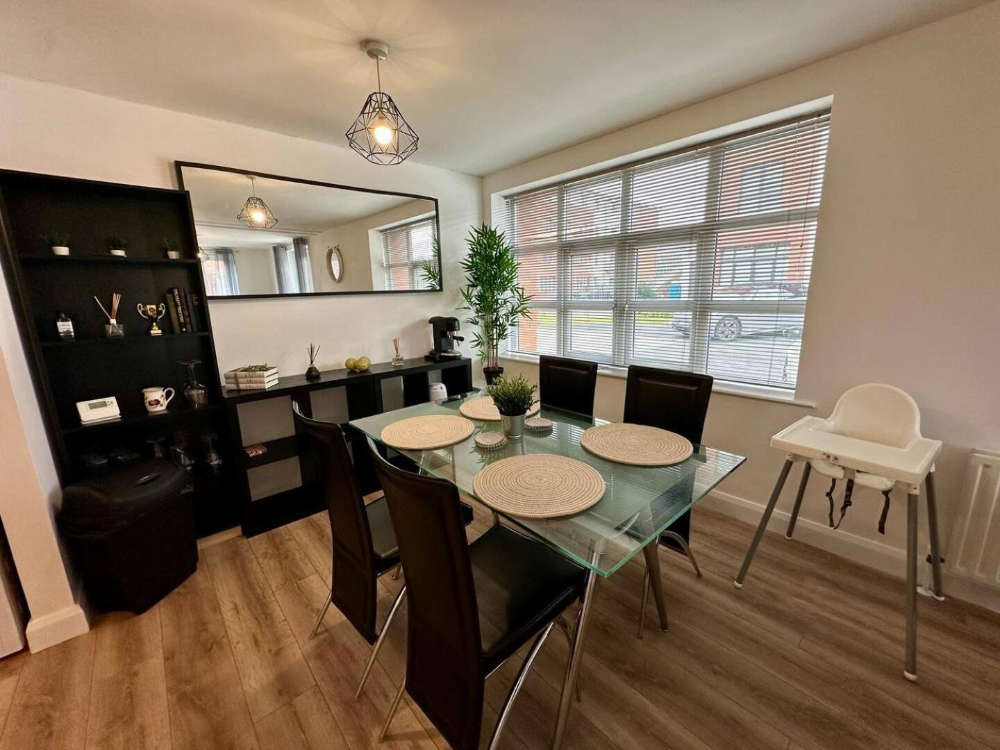 2br Side Apartment