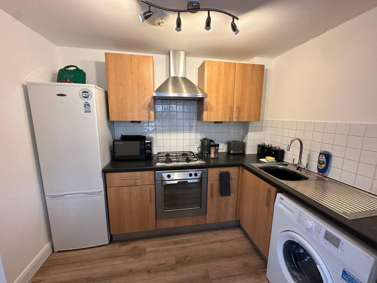 2br Side Belfast