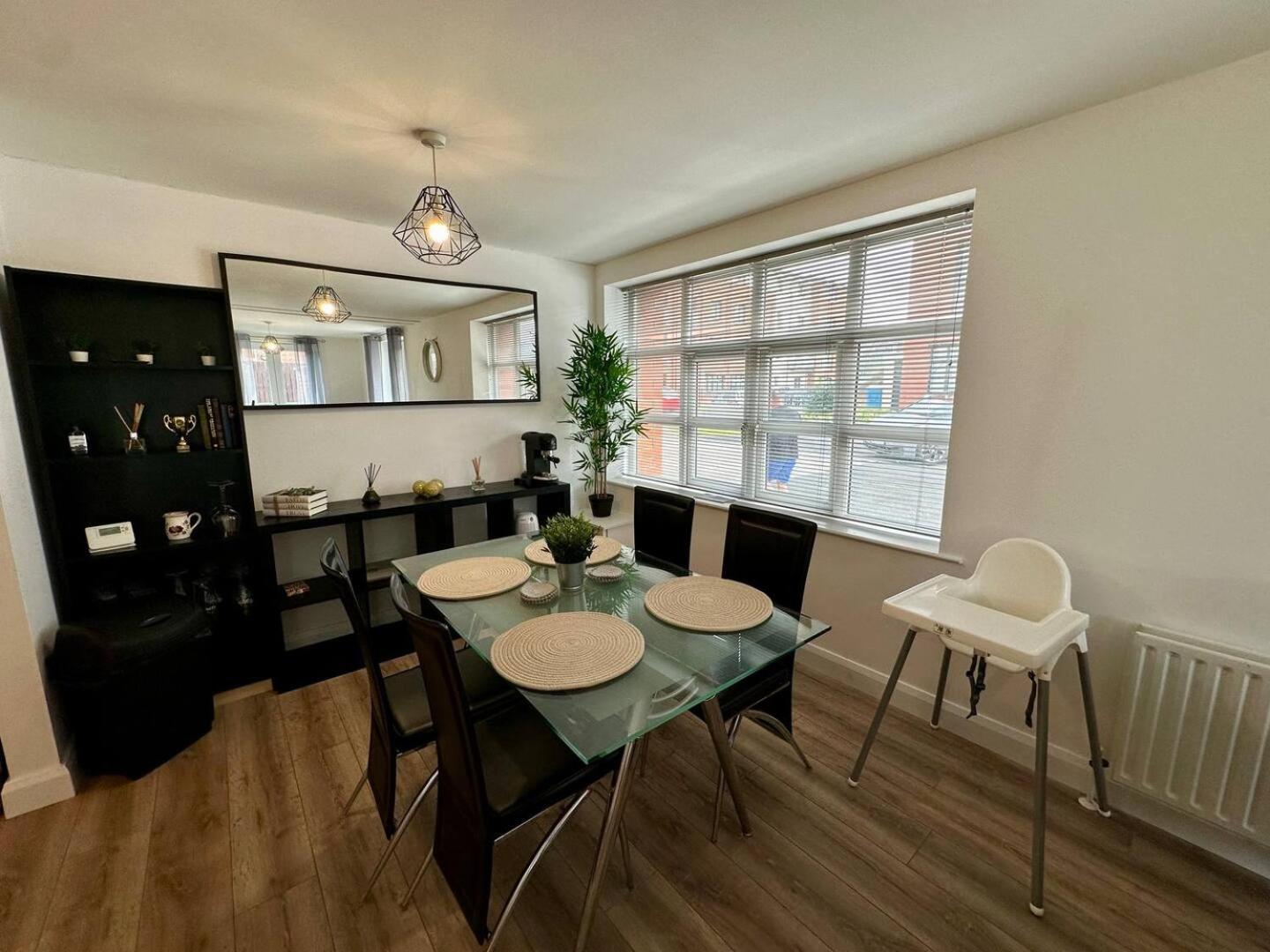 Apartment 2br Side Belfast